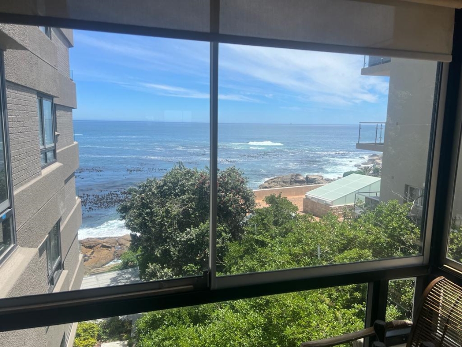 To Let 2 Bedroom Property for Rent in Bantry Bay Western Cape